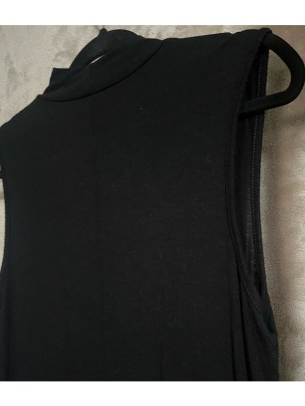 Jennifer Lopez Black Sleeveless Keyhole Neckline Choker Cut Top Tunic Collar (M) - Picture 14 of 16